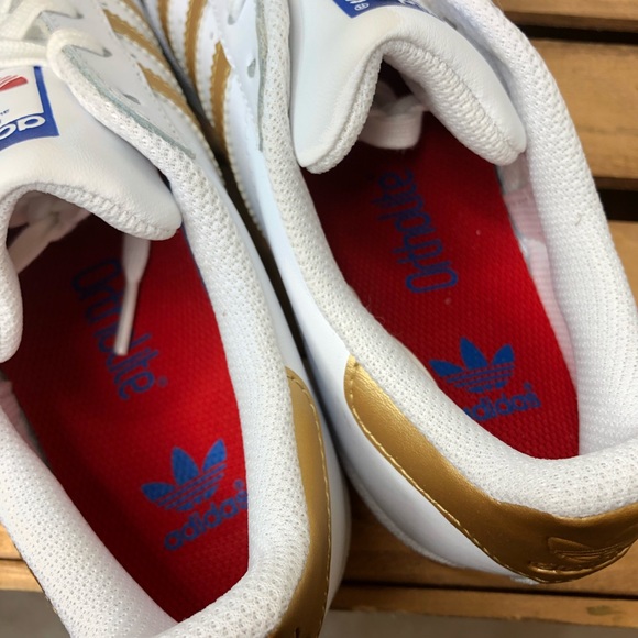 gold stripes adidas superstar